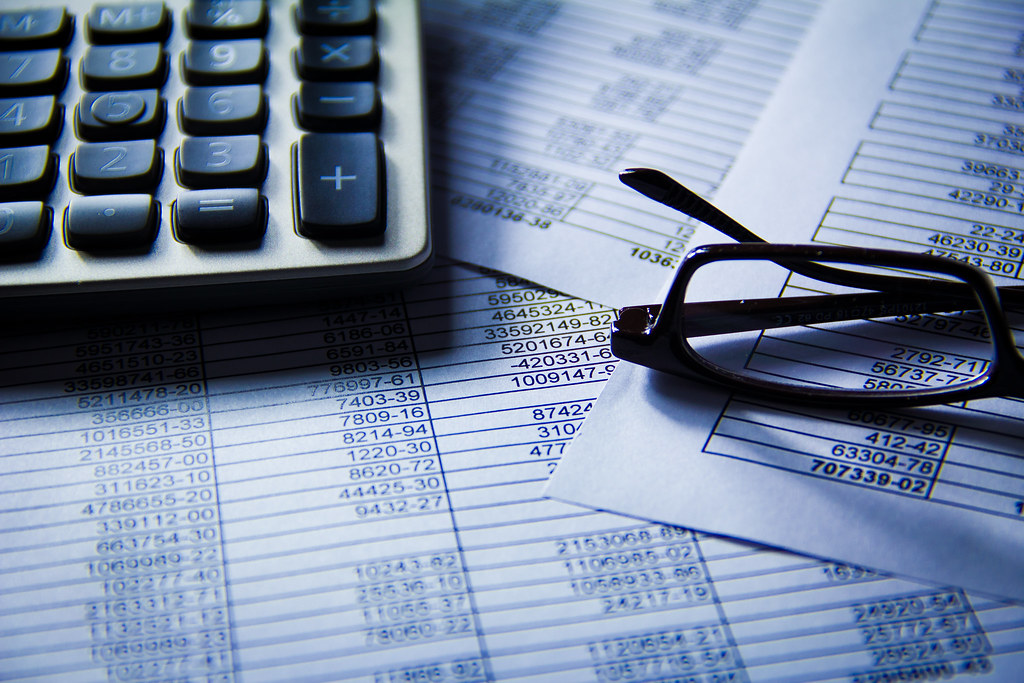 How to Actually Pick a Financial Advisor in 2026: Fee-Only, Fiduciary, and the Questions That Filter Out Salespeople