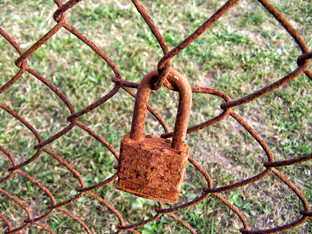 The First 72 Hours After Identity Theft: A No-Panic Playbook That Actually Works