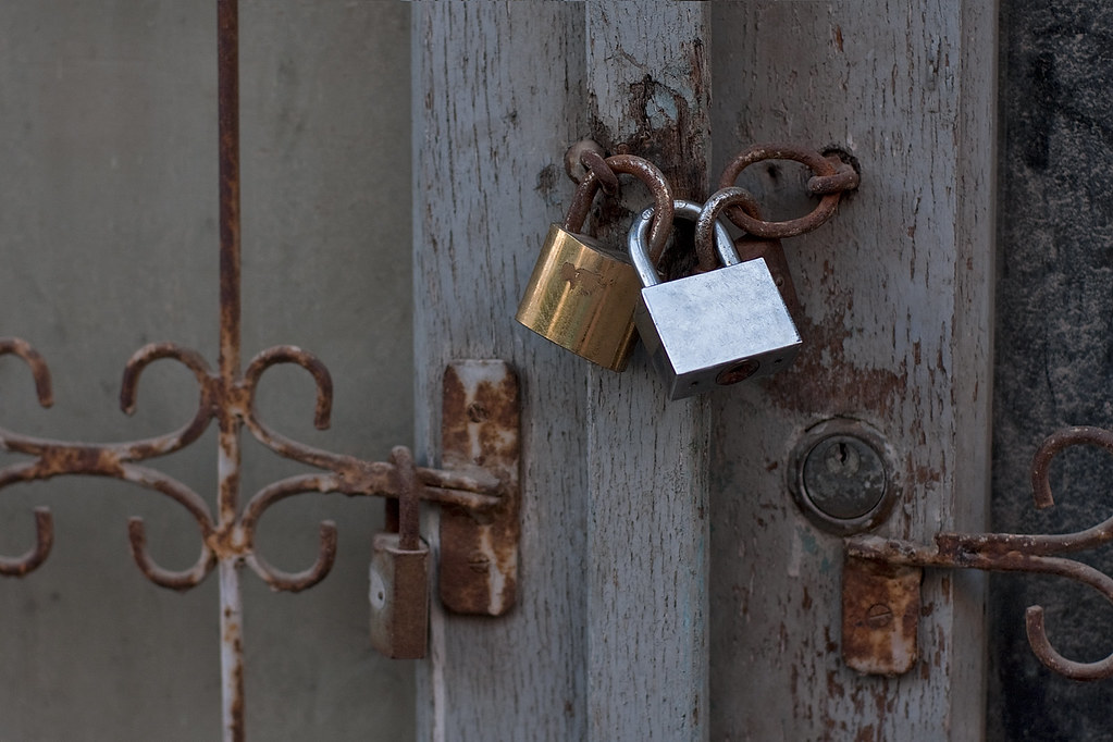 How to Actually Hire a Locksmith in 2026 Without Getting Ripped Off: The Dispatch Layer, the Bait-and-Switch, and the Questions That Force a Real Quote